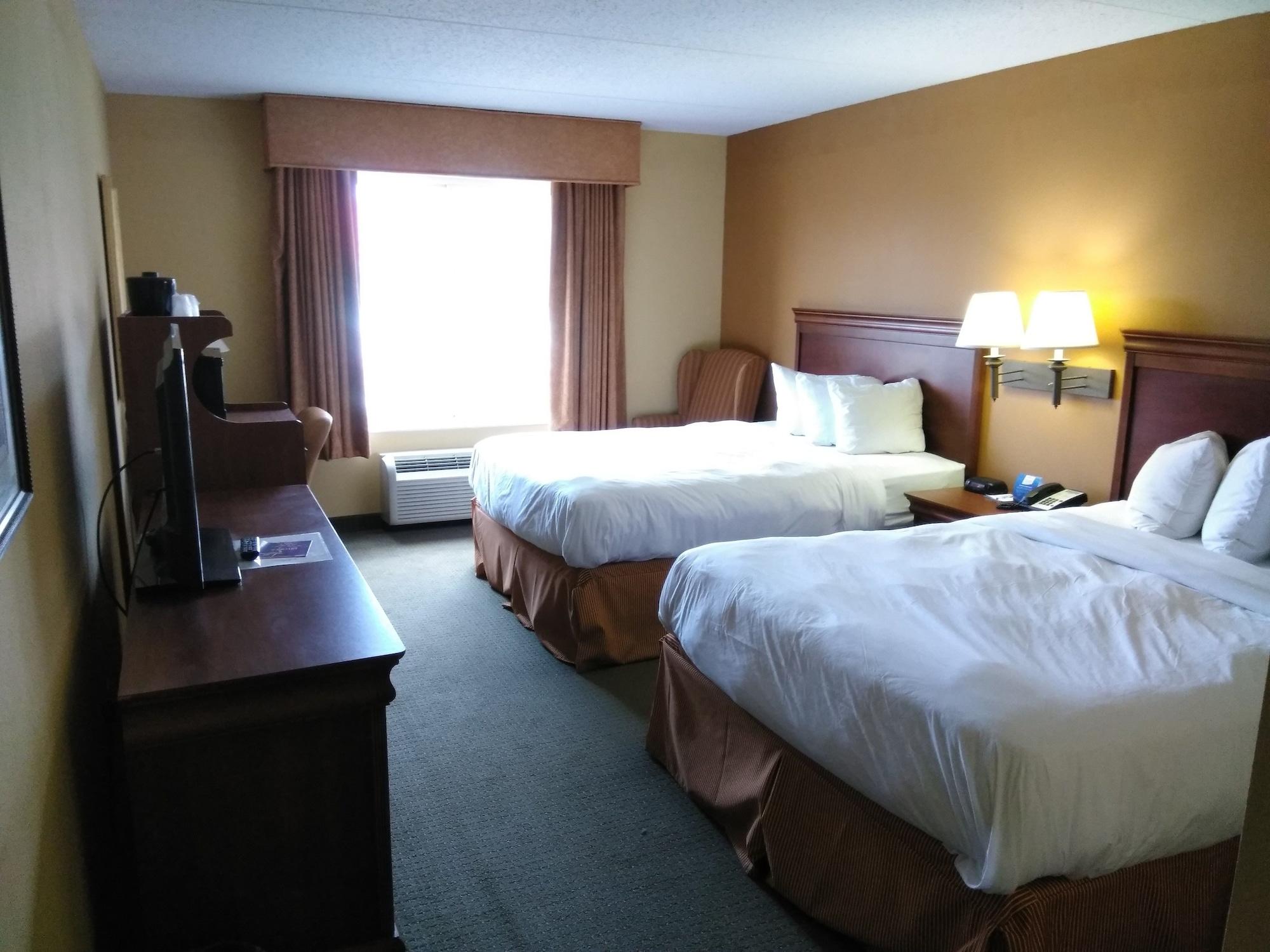 Baymont By Wyndham Clinton Hotel Luaran gambar