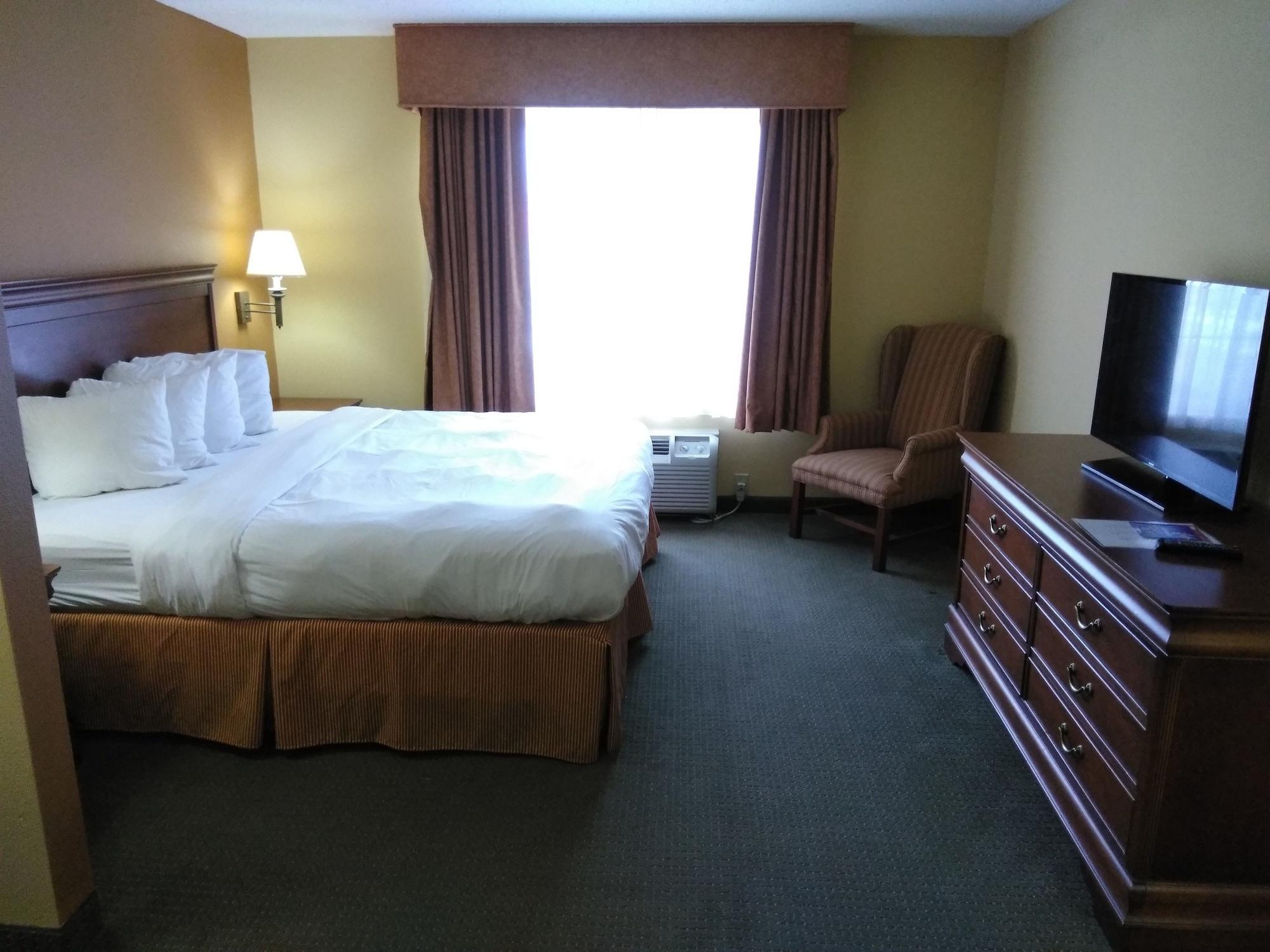 Baymont By Wyndham Clinton Hotel Luaran gambar